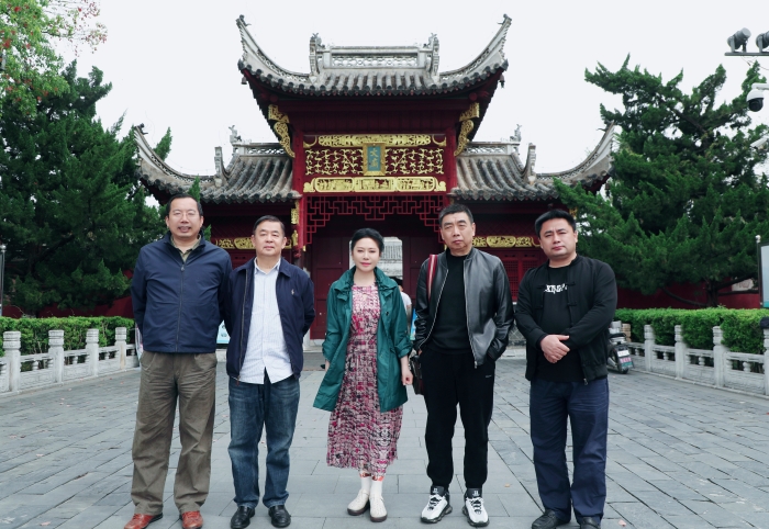 九游娱乐：文都千年古韵 小巷情义深长——作曲家王备歌唱家斯兰一行桐城采风(图2)
